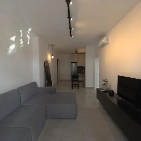 Apartment Chic Garden Ap 2 *